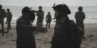 Chris Pratt (right) with director Anton Fuqua shooting "The Terminal List."