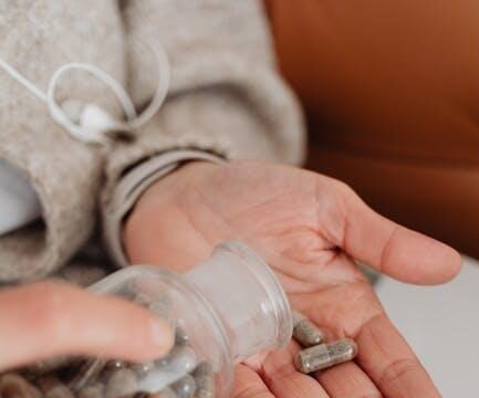 The Ultimate Guide to Health Supplements for Women: How to Choose the Best Options for Your Needs